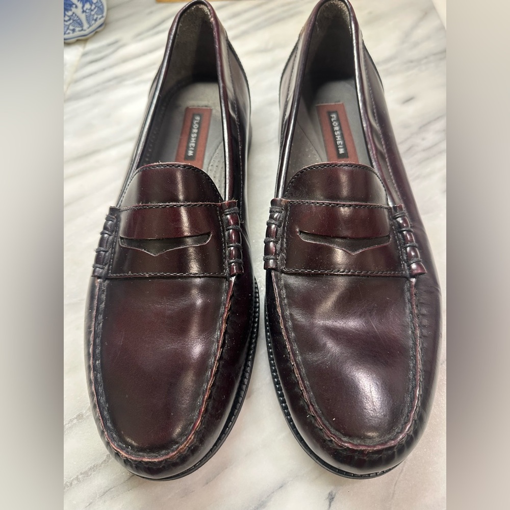 Florsheim Men's Berkley Penny Loafers in Burgundy 11 EEE in Excellent Condition
